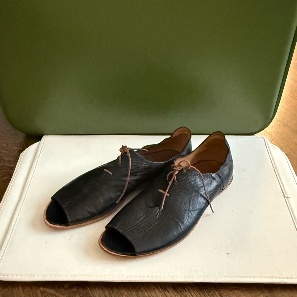 CYDWOQ handmade leather shoes
